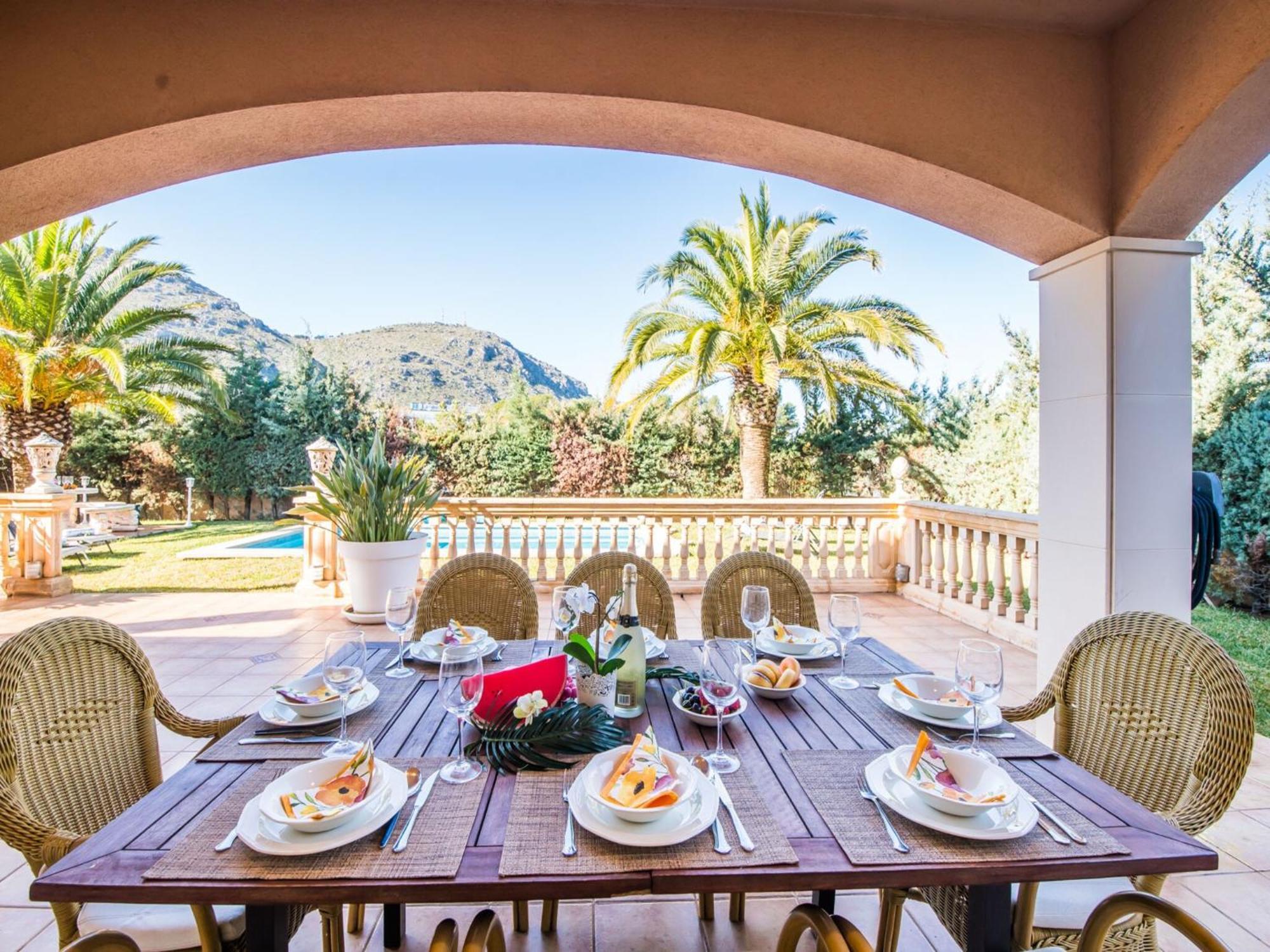 Ferienhaus Elegant With Garden Alcúdia
